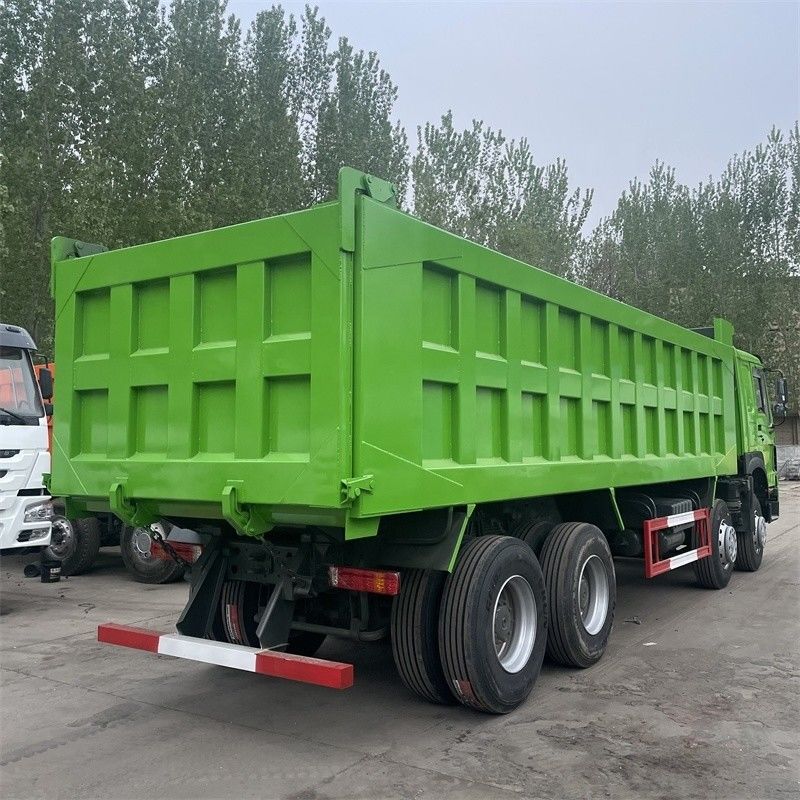 SINO TRUCK 12 Räder 30 Kubikmeter HOWO 40 Tonnen 8x4 Gebraucht-Tipper-Dump Truck mit Leistung