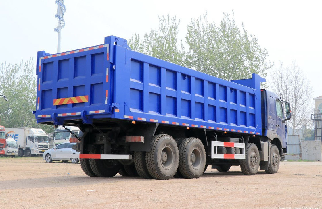 Gebraucht HOWO 440 PS 8X4 Dump Truck mit 30 Tonnen Ladekapazität und 7,6x2,35x1,5m Ladetank