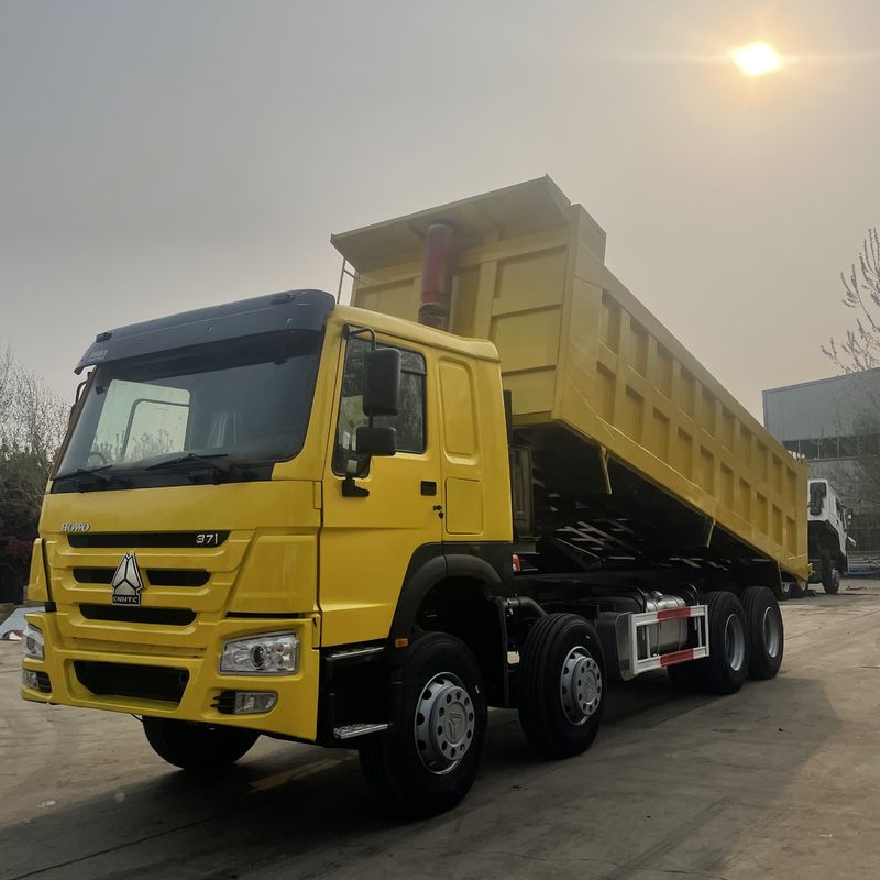 Sino Howo Dump Tipper Truck 371HP Euro 2 Gebraucht Sinotruck für den Transport von Maschinen