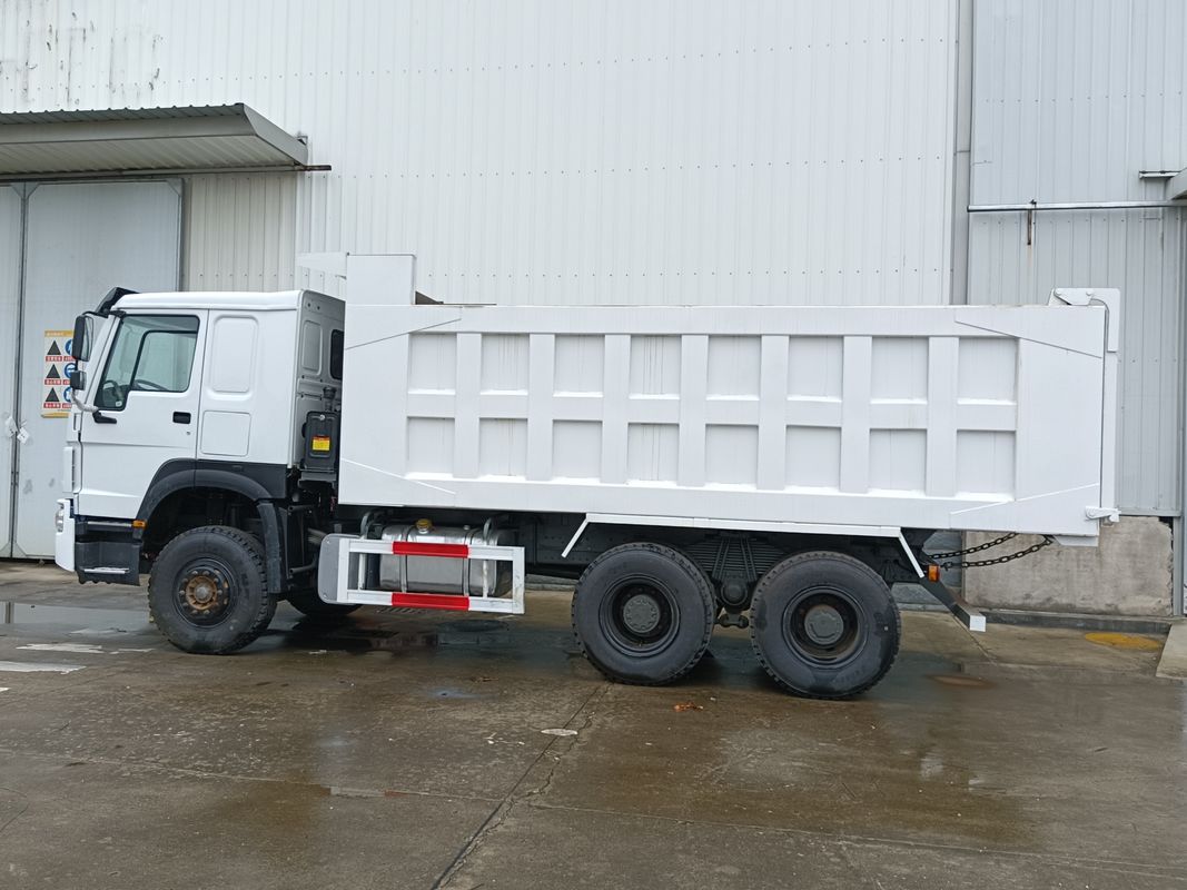 Sino-Howo-Dump-Tipper-Lkw 375 PS Euro 3 Zweithandtriebwerk für den technischen Transport