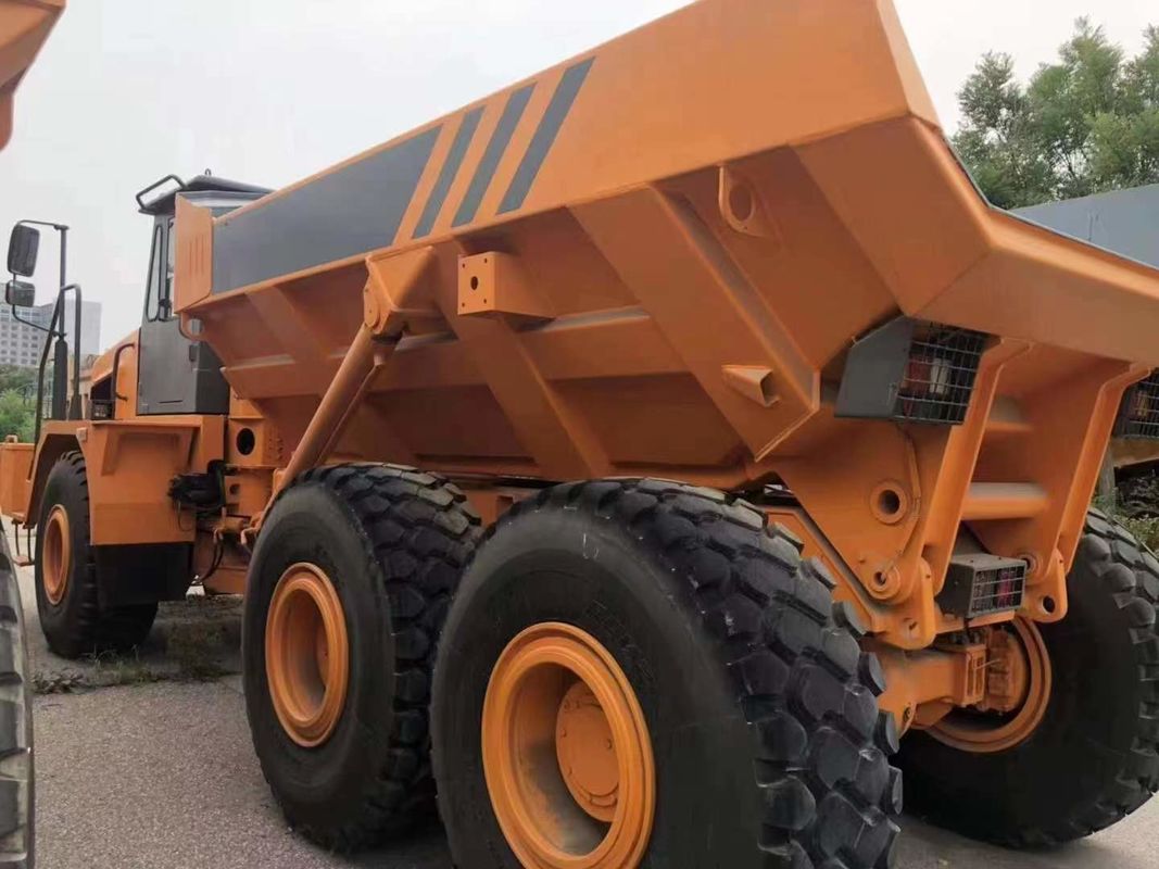 Euro 2 Emissionsstandard 60 Tonnen 6X6 Allradantrieb Gelenk-Dump Truck für den Bergbau
