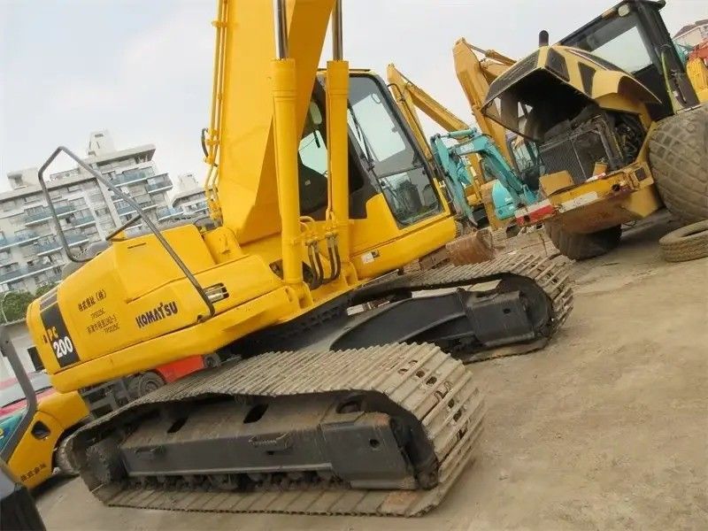 20 Tonnen Komatsu PC200 Gebrauchtbagger mit 2000 Arbeitsstunden und 0,9CBM Eimer