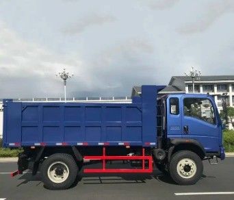 2 Fahrgäste Yunnei Motor Sinotruk HOMAN 4*2 Mini Tipper Dump Truck 8-12 Tonnen Leichtwagen