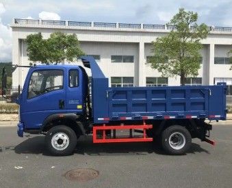2 Fahrgäste Yunnei Motor Sinotruk HOMAN 4*2 Mini Tipper Dump Truck 8-12 Tonnen Leichtwagen