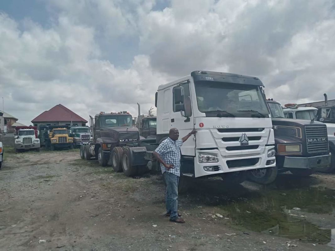 Hohe Standards HOWO76 Cab 25000kg Ladung Dump Truck 6*4 für Leistung