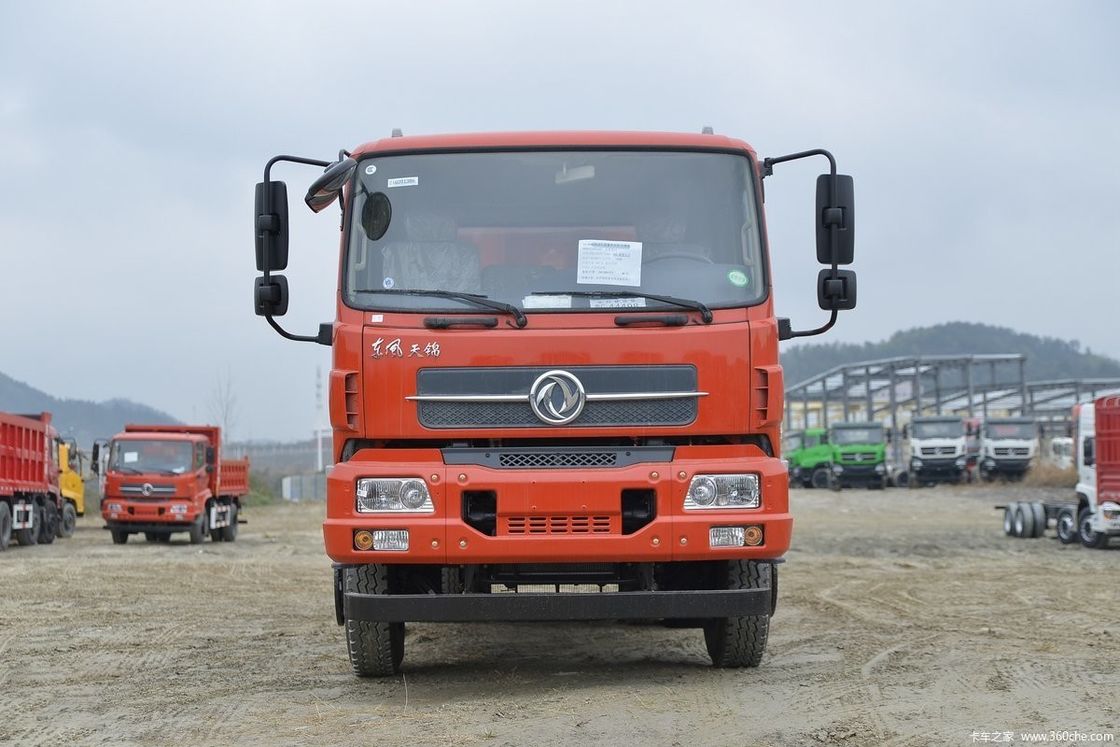 240 PS Dongfeng Dump Truck 4x2 Linksfahrer 2 Passagiere perfekt für den Bau