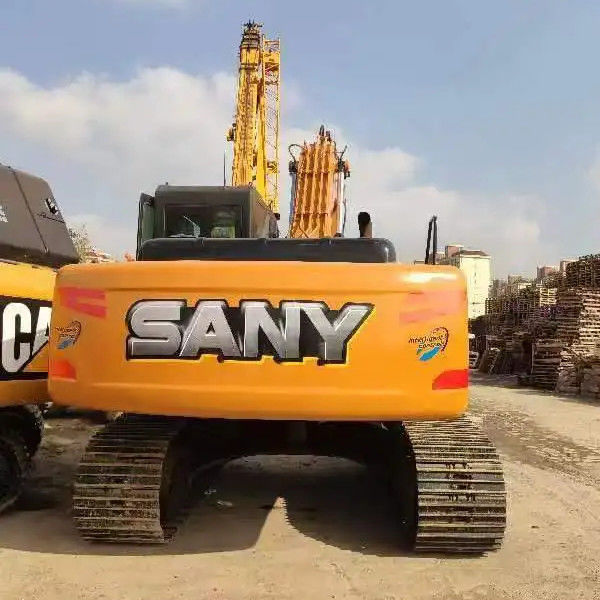 SANY 215 Baggermaschine 21900 KG Maschinengewicht Andere hydraulische Pumpe zur Materialbearbeitung