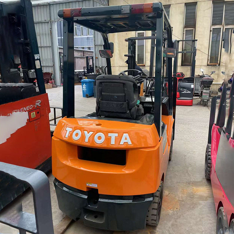 Gute Gebraucht 3 Tonnen elektrische Toyota Gabelstapler mit echtem Vorteil und Nylonreifen