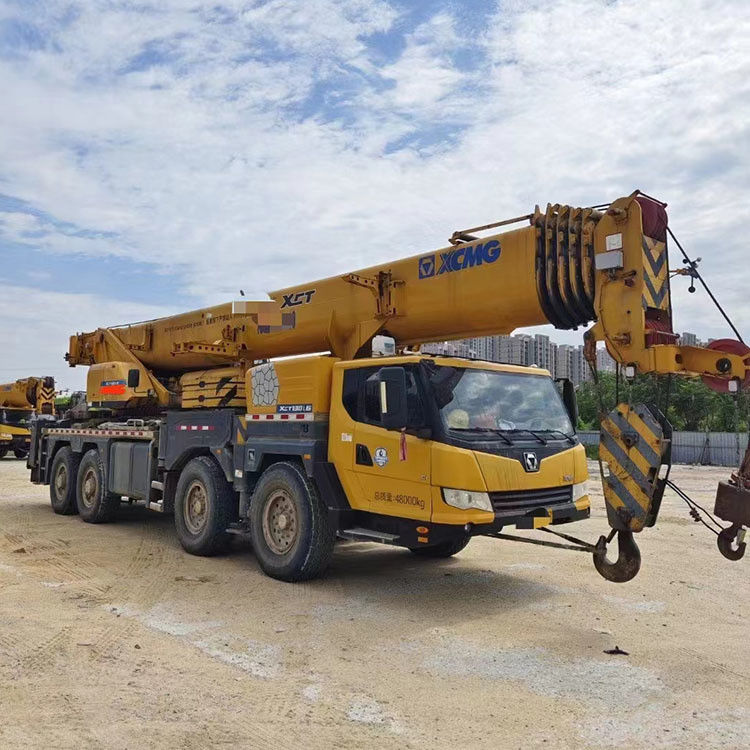 Qy25K5-I Qy25kd Qy25k 50 Tonnen mobiler Kran Lastwagen Kran 25 Tonnen Hydraulikzylinder