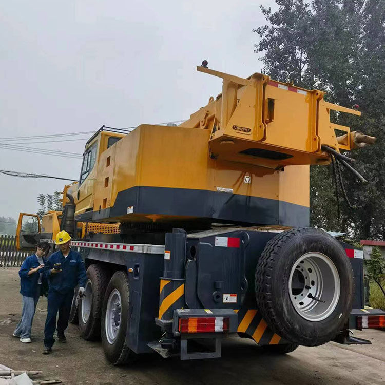 Qy25K5-I Qy25kd Qy25k 50 Tonnen mobiler Kran Lastwagen Kran 25 Tonnen Hydraulikzylinder