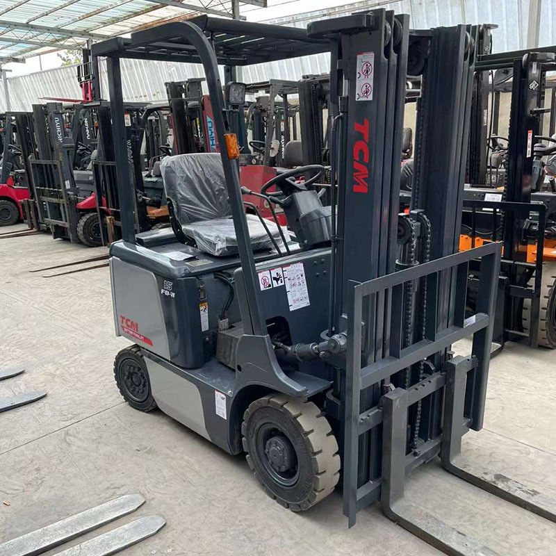 1.5 Tonnen TCM Elektro-Forklift Ideal für Lagermaterial-Handling und Bekleidungsgeschäfte
