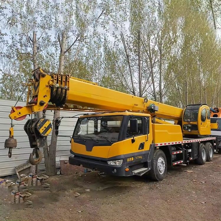 Gebrauchtes Zoomlion 25 Tonnen Mobilkran mit Original-Hydraulikpumpe Gebrauchtfahrzeugkranen