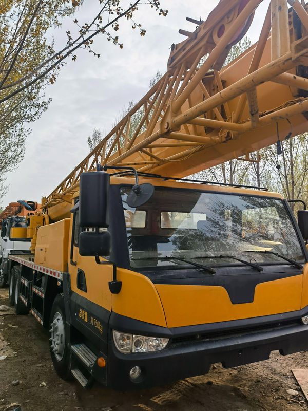 300 Tonnen mobiler Kran Zoomlion-Kran für Lastwagen 44 Max.