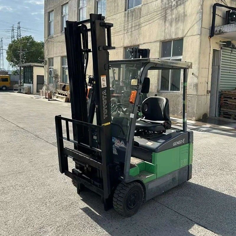 Elektro-Forklift mit Vierradantrieb, 1,8 t, 3 t und 5 t, mit Dieselmotor