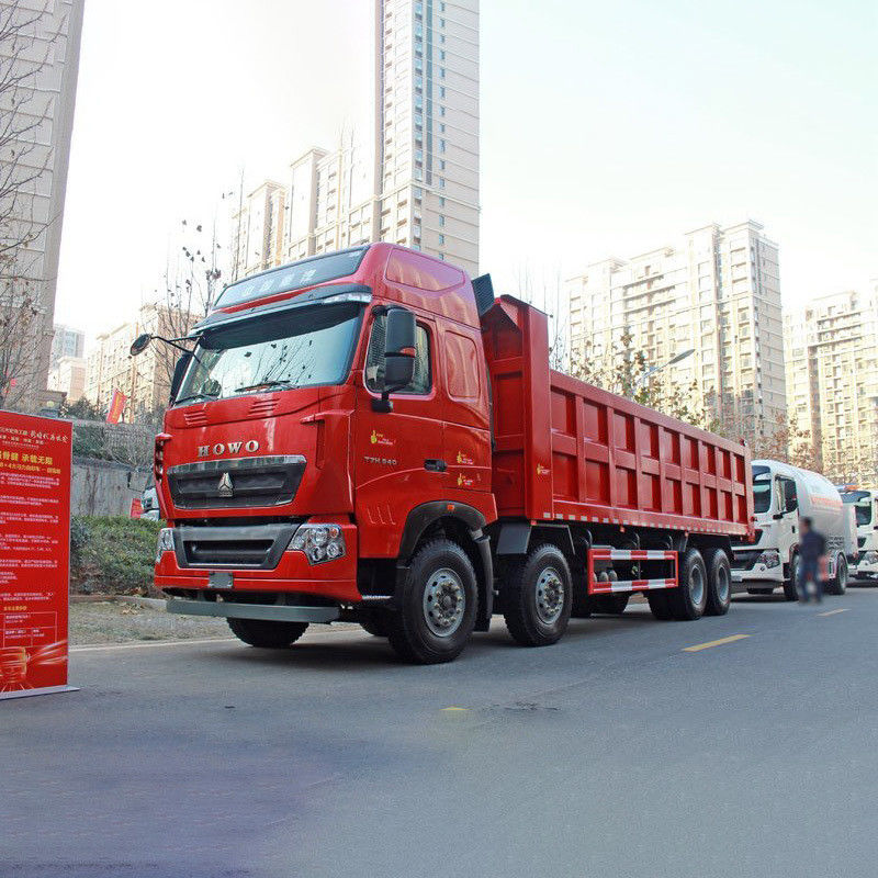 HOWO Sinotruck 8*4 Antriebs-Dump-Truck für Maschinenbau-Transport Manuelle Klimaanlage