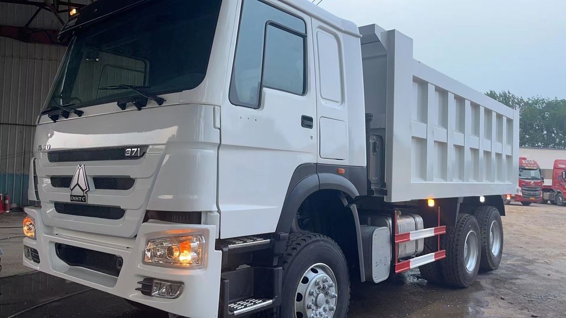 Sinotruk 6X4 HOWO 10-Rad-Lkw 336 PS 371 PS für den Maschinenverkehr