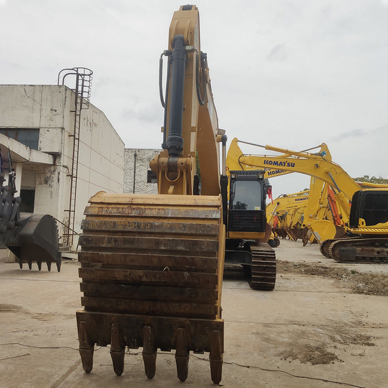 1.4-2.0m3 Eimerkapazität CAT 330D Bagger 33 Tonnen Maschinengewicht für die Schwerindustrie