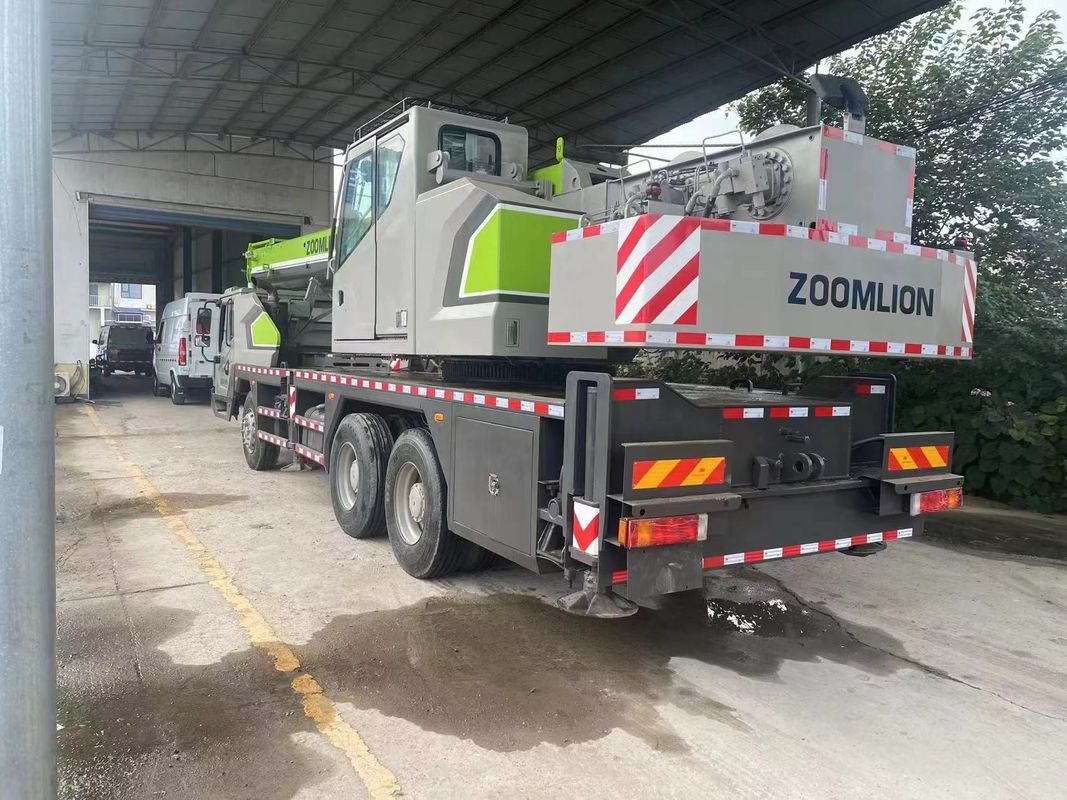 Zoomlion Mobilkranfahrzeug 25T Gebrauchtkran mit maximal 25TON