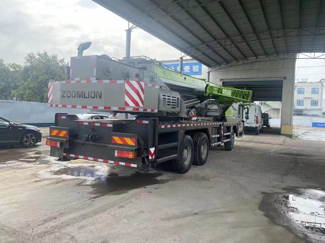 Zoomlion Mobilkranfahrzeug 25T Gebrauchtkran mit maximal 25TON