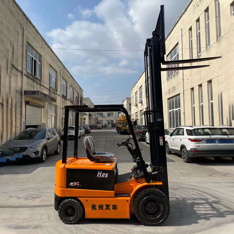 2 Türrahmen 4-Rad-Antrieb All-Terrain-Elektro-Forklift 2,5 Tonnen gebrauchte Lithiumbatterie