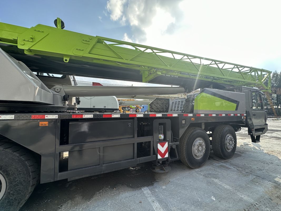 Zoomlion 55 Tonnen Lkw-Kran 50 Tonnen Kapazität für Bauprojekte 2020