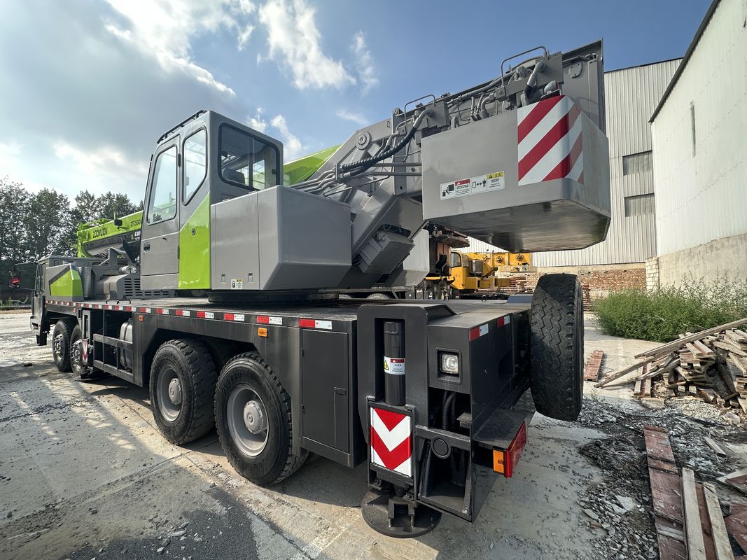Zoomlion 55 Tonnen Lkw-Kran 50 Tonnen Kapazität für Bauprojekte 2020