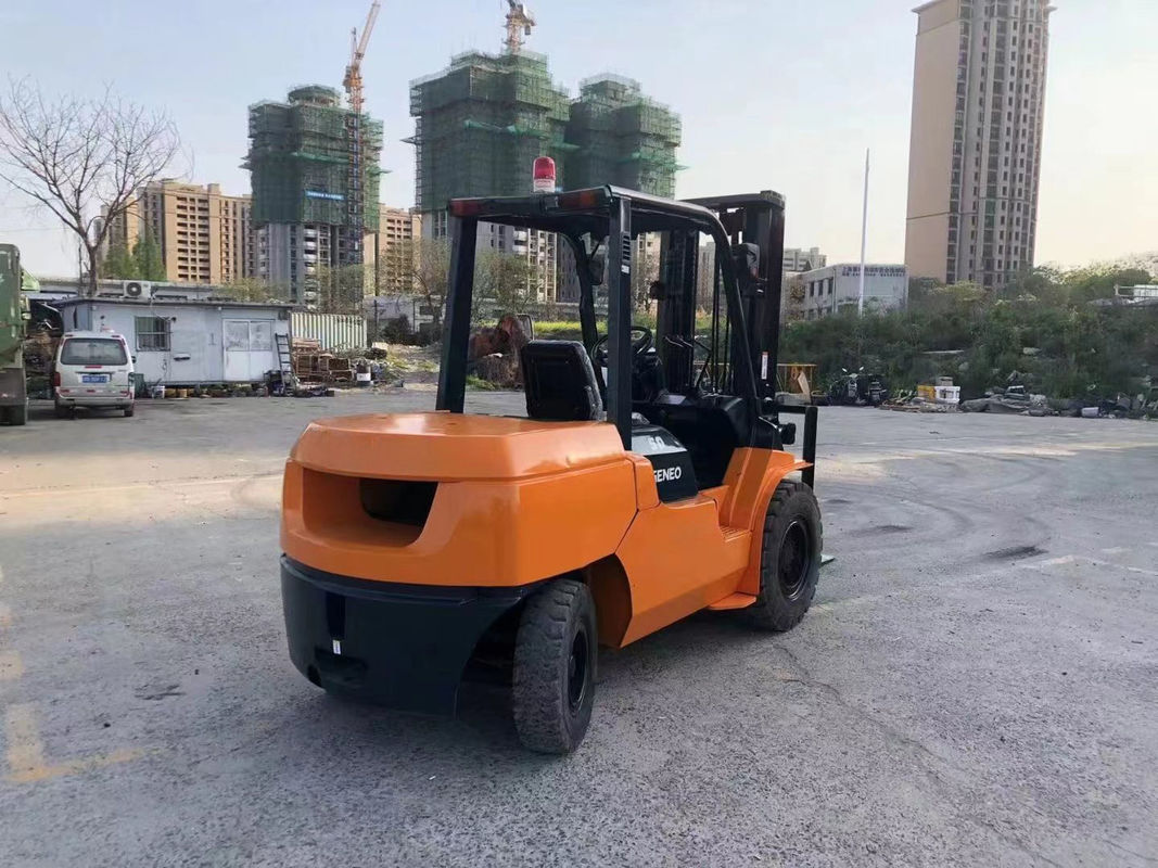 10 Tonnen schwerer Diesel-Forklift mit 80/370 Batteriespannung/Kapazität und Forkbreite von 125 mm