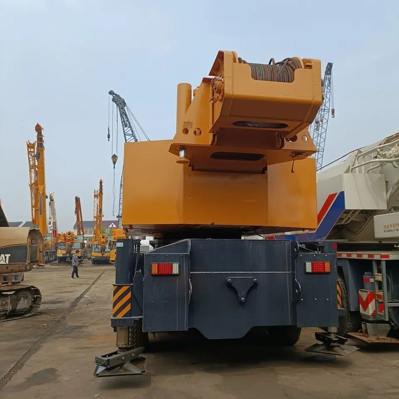 Top STC1000T 100 Tonnen schwerer hydraulischer Lkw-Kran mit maximaler Leistung von 353/1900 kW/um