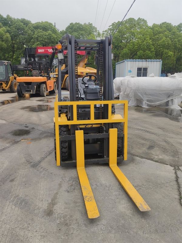 3 t Gabelstapler für Bauarbeiten Kraftmotor von 14,4 kW zu einem großen Rabatt