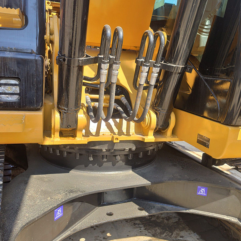 2020 Cat 320D2L Gebrauchtbagger in Dubai mit guter Leistung und geringer Arbeitszeit