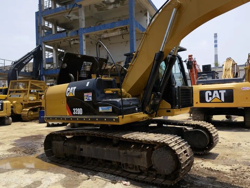 2021 Gebraucht Caterpillar Bagger CAT 320D2 Crawler Bagger 20 Tonnen Betriebsgewicht