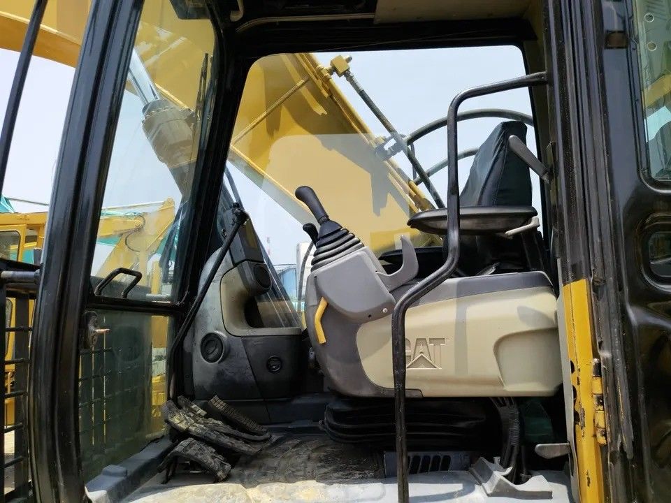2021 Gebraucht Caterpillar Bagger CAT 320D2 Crawler Bagger 20 Tonnen Betriebsgewicht