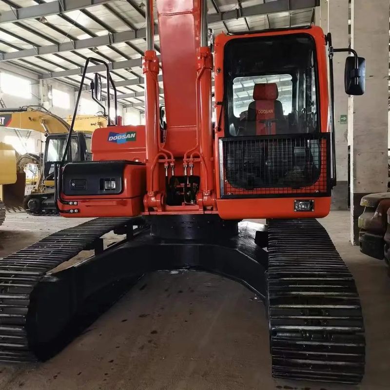 Höchstgräberradius 10705 mm 110 kw Gutes Zustand Doosan DX225 LC Crawler Digger Bagger