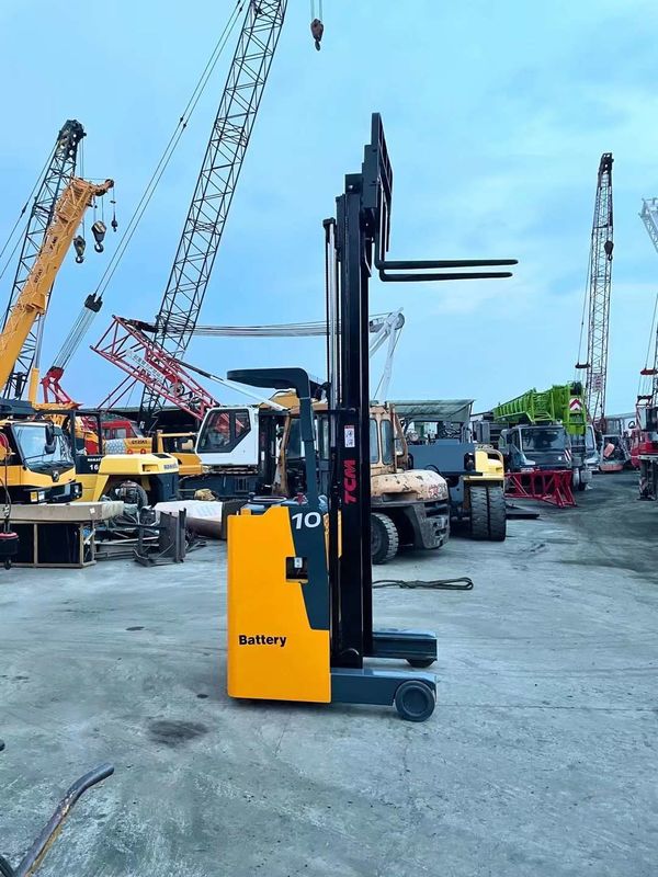 500 mm Ladungszentrum Abstand 1,5 Tonnen Gabelstapler für eine reibungslose und sichere Materialbearbeitung