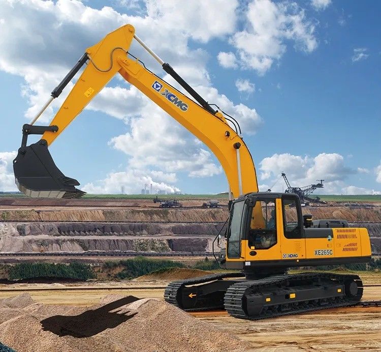 Gebrauchte Komatsu PC450-7/PC450-8 45 Tonnen Crawler Bagger mit Betriebsgewicht von 450000 kg
