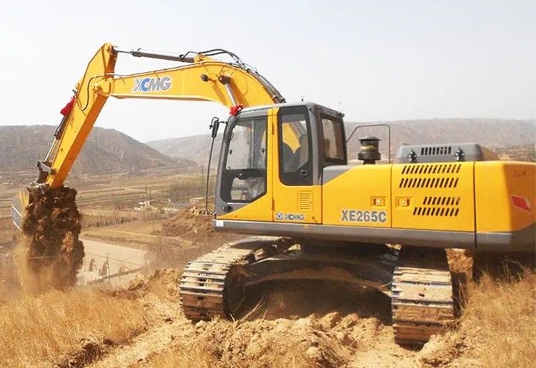 Komatsu PC200-8 Bagger 20 Tonnen Crawler Bagger mit maximaler Gräbertiefe von 6620 mm