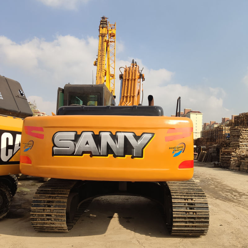 Gebrauchte Sany 215C Baggermaschine mit 21 Tonnen Tonnage und 21900 KG Gewicht