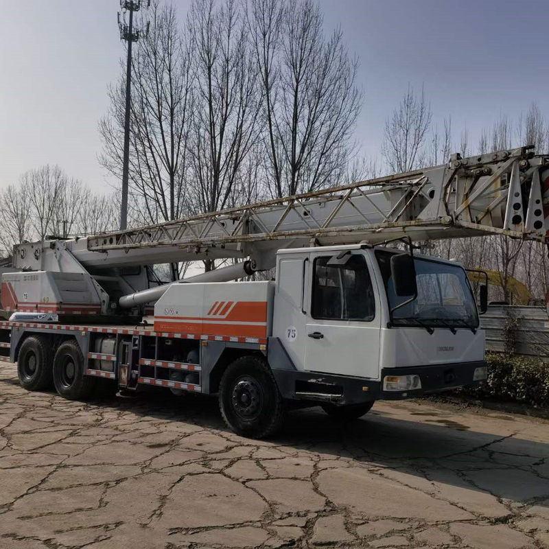 39m QY25V Gebraucht Zoomlion 25 Tonnen Lastwagen Kran mit maximalem Nennhebe-Drehmoment von 980KN.m