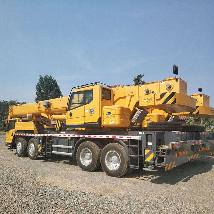 5000 kg Gewicht Top-Lkw-Kran Qy50k mit hohem Heben und hoher Betriebseffizienz