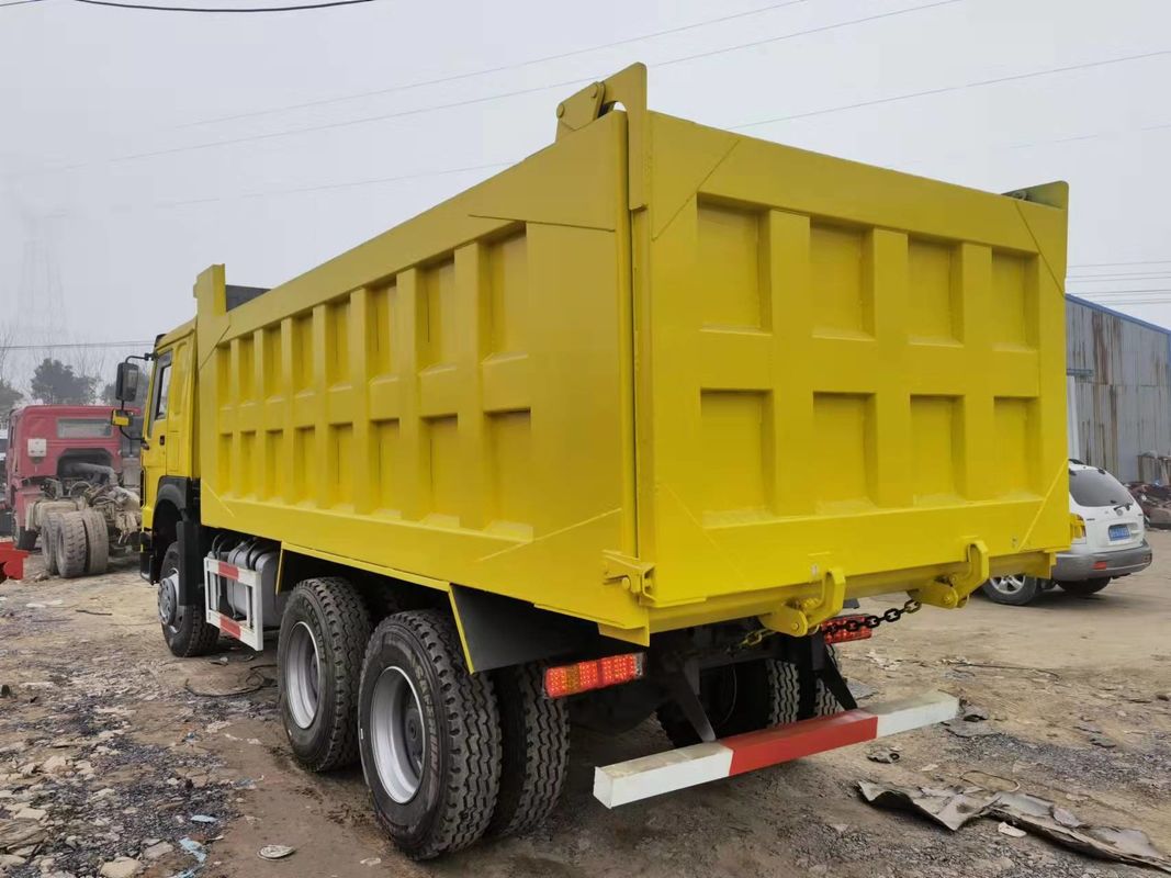 Gebraucht Howo 6x4 Kipper Truck Dump Truck Euro 2 Emissionsstandard Ladungstanke Länge ≥ 8 m