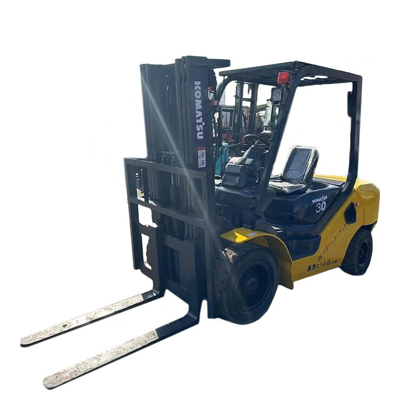 3 Tonnen Diesel Japan Gebraucht Komatsu FD30T Gabelstapler Beste Option mit 4D94E Motortyp