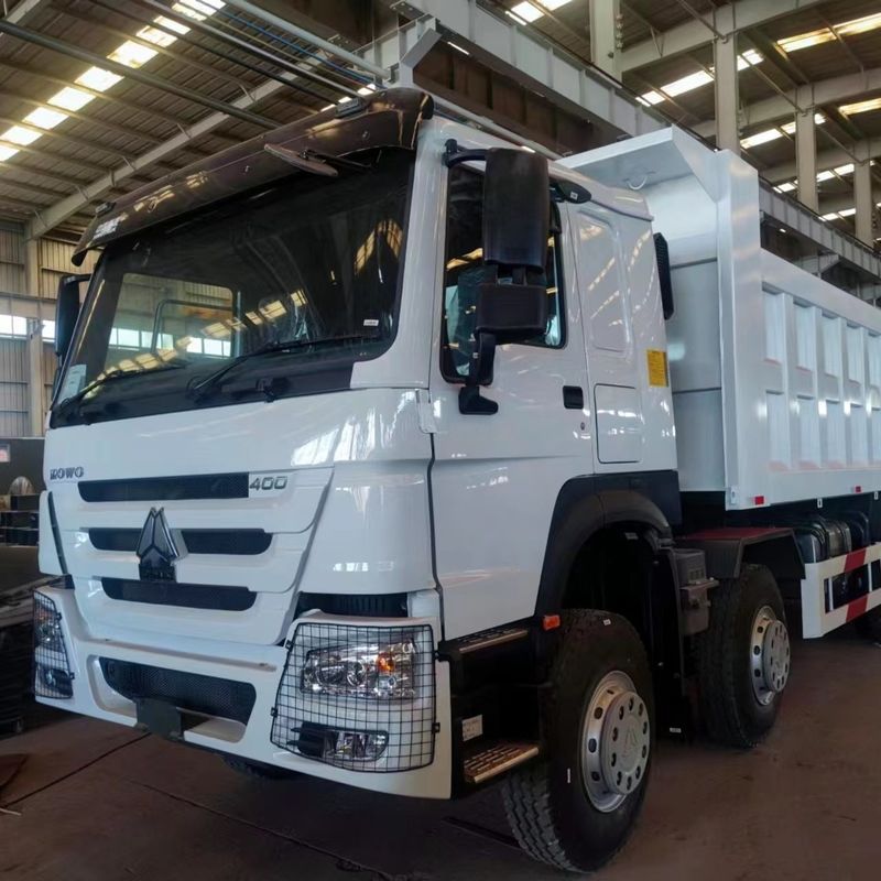 Howo 8x4 LHD Dump Tipper Truck mit Maximaldrehmoment 500-1000Nm und Motorkapazität 6-8L