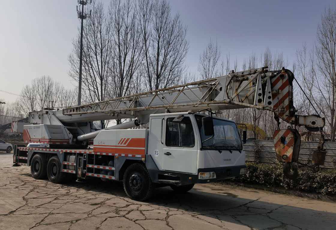 Gebrauchtes Zoomlion 25 Tonnen hydraulisches Lkw-Kran mit maximaler Hebhöhe von 43 m
