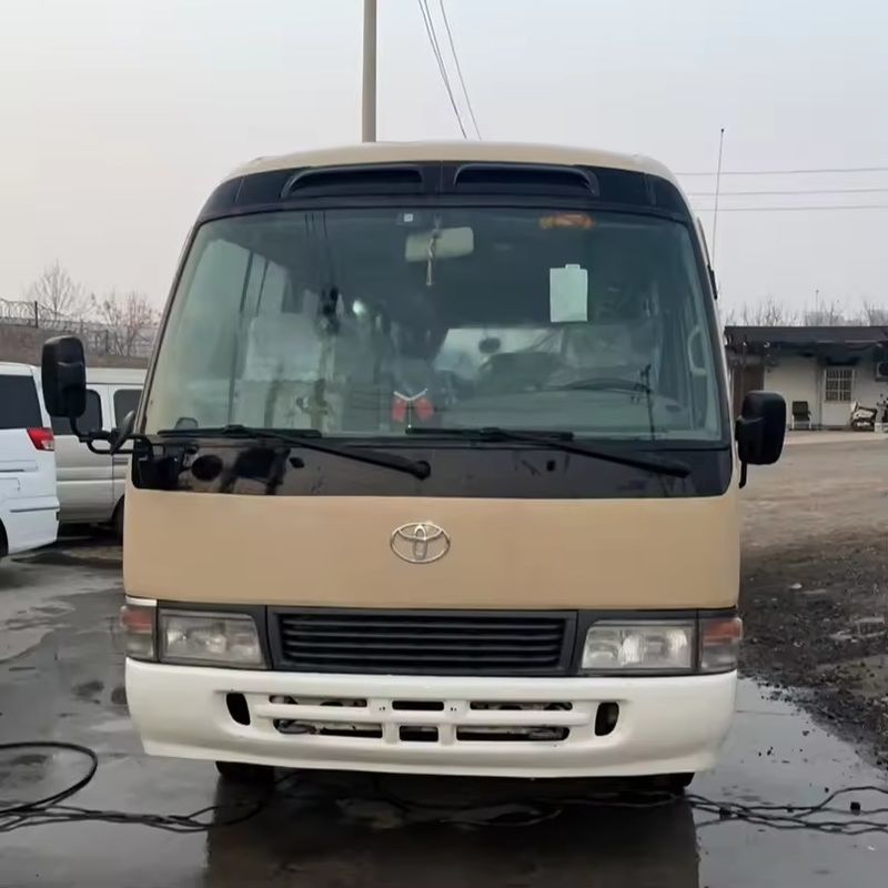 7005*2040*2785 Gutes Zustand 30 Sitz Minibus oder gebrauchtes Toyo ta Coaster Bus Hot Sal