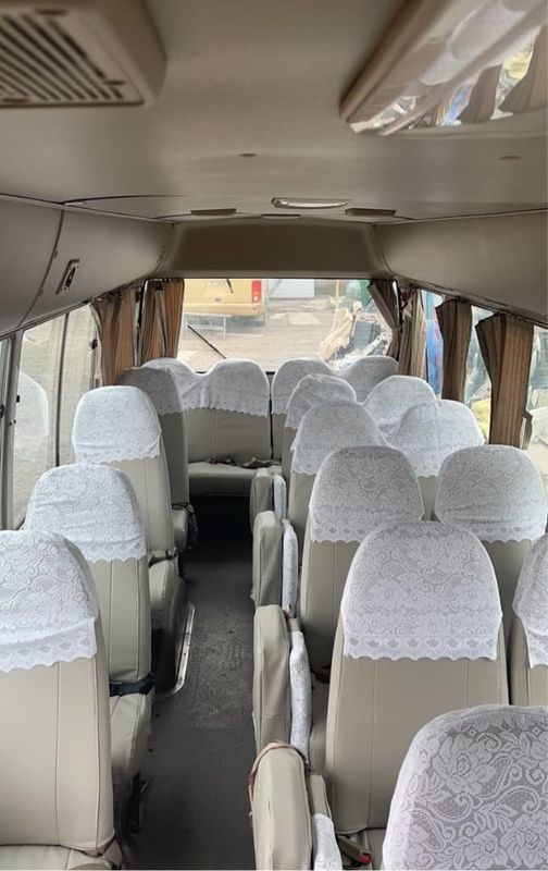 7005*2040*2785 Gutes Zustand 30 Sitz Minibus oder gebrauchtes Toyo ta Coaster Bus Hot Sal