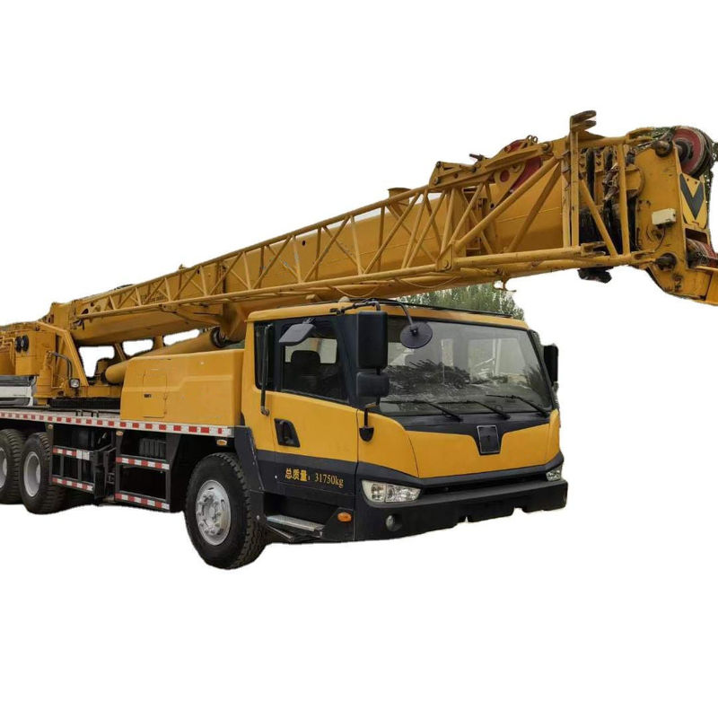 Gebrauchtes 70 Tonnen schweres Lkw-Kran mit maximaler Hebhöhe von 12,4 M-70 M und in gutem Zustand