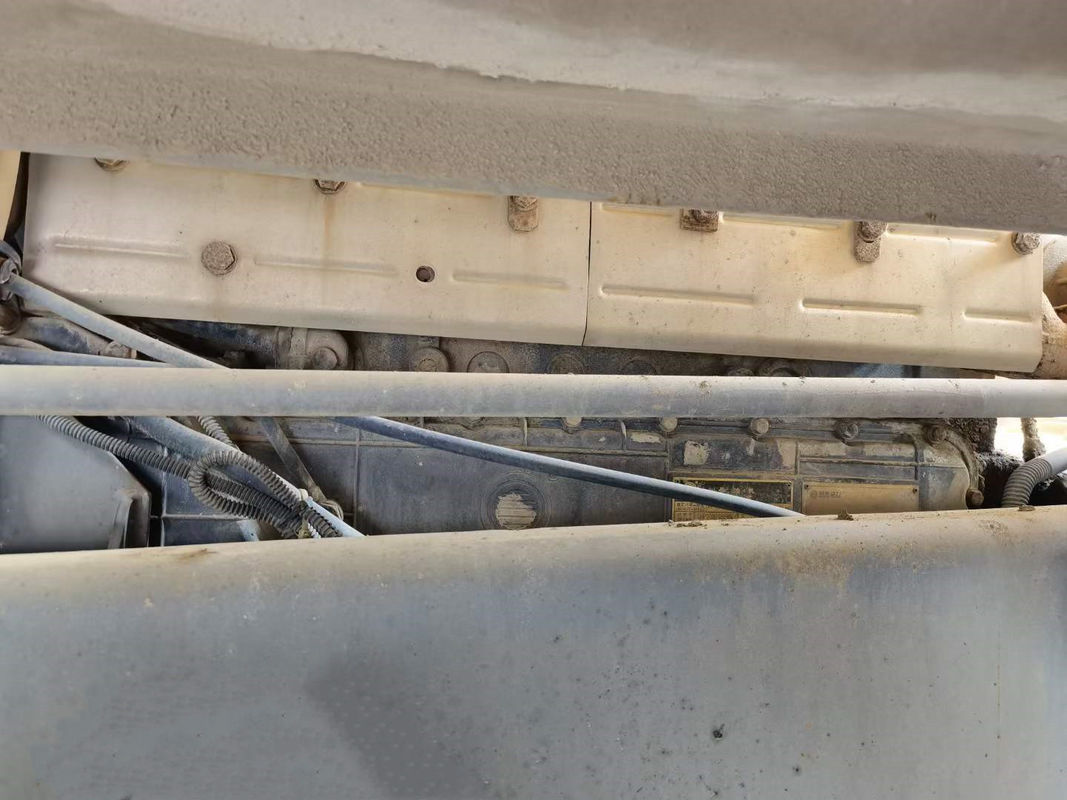 25-50 Tonnen All-Terrain-Krane 6x4 Gebrauchtmaschinen Mobilfahrzeug-Kran Hydraulikventil