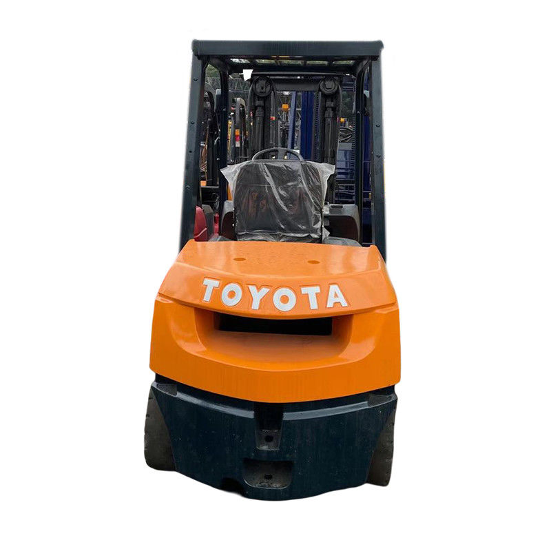 Vielseitiger 3,5 t Gebrauchtbergbau Gabelstapler mit Vierradantrieb Toyota Diesel für die Materialbearbeitung