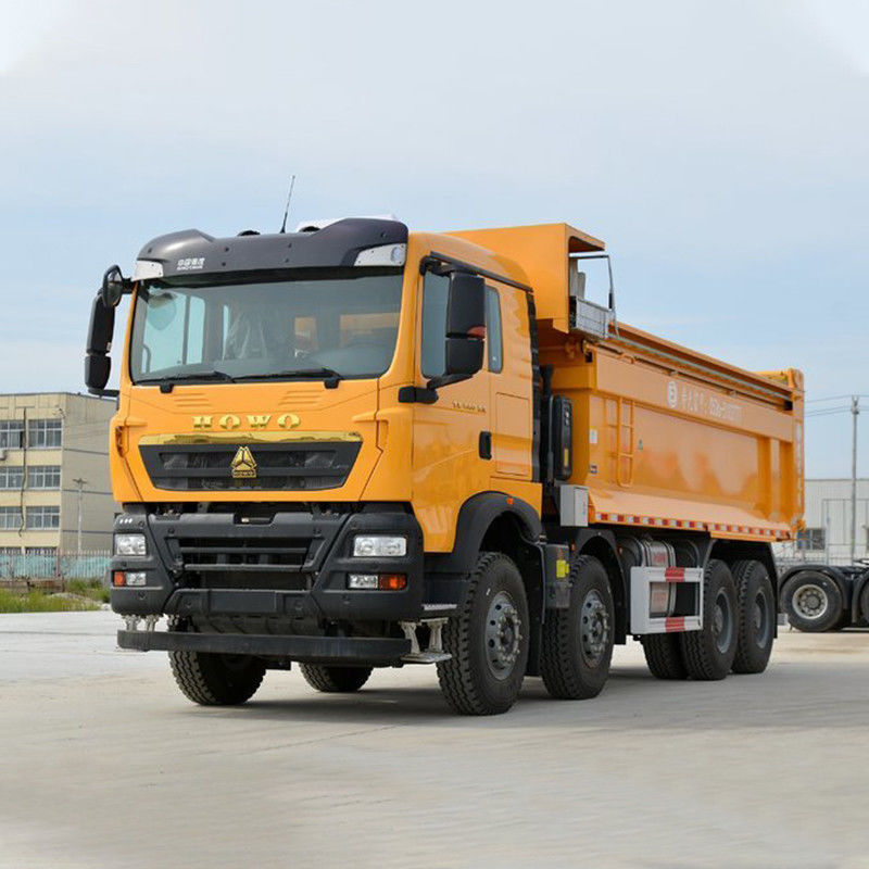 400-500L Kraftstoffbehälter Kapazität Automatisches Fenster HOWO 8 * 4 380hp 12 Räder Dump Truck