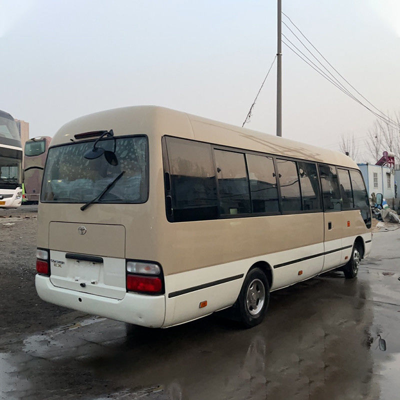 16-30 Sitzplätze Second-Hand Coaster Minibus mit Diesel-Leistung und 6-8L Motorkapazität